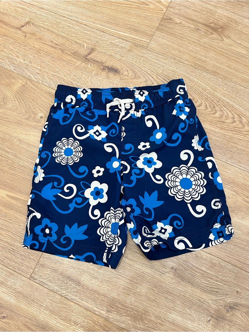 Lands' End Kids Blue Floral Swim Trunks Boys’ Size 7